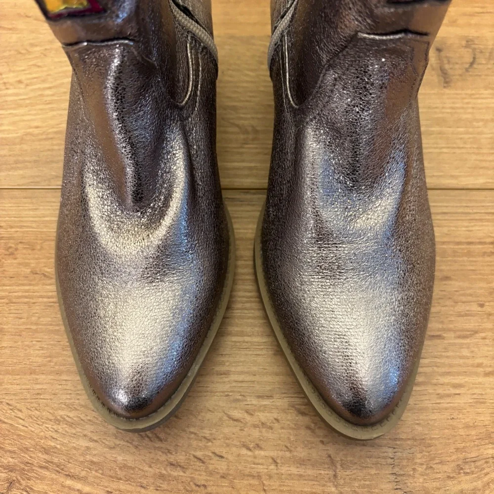 STEVE MADDEN Mirey Star Cowboy Boots Pewter Metallic Silver Kids Size 5 Low Heel